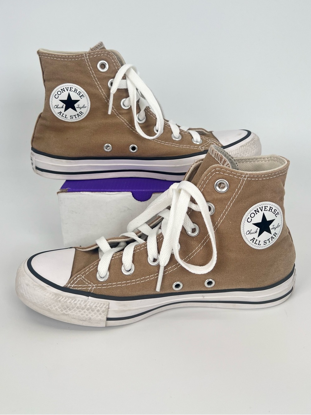 Converse Chuck Taylor All Star Brown/Tan High Top Shoes - WOMENS 6 **NEW LACES**